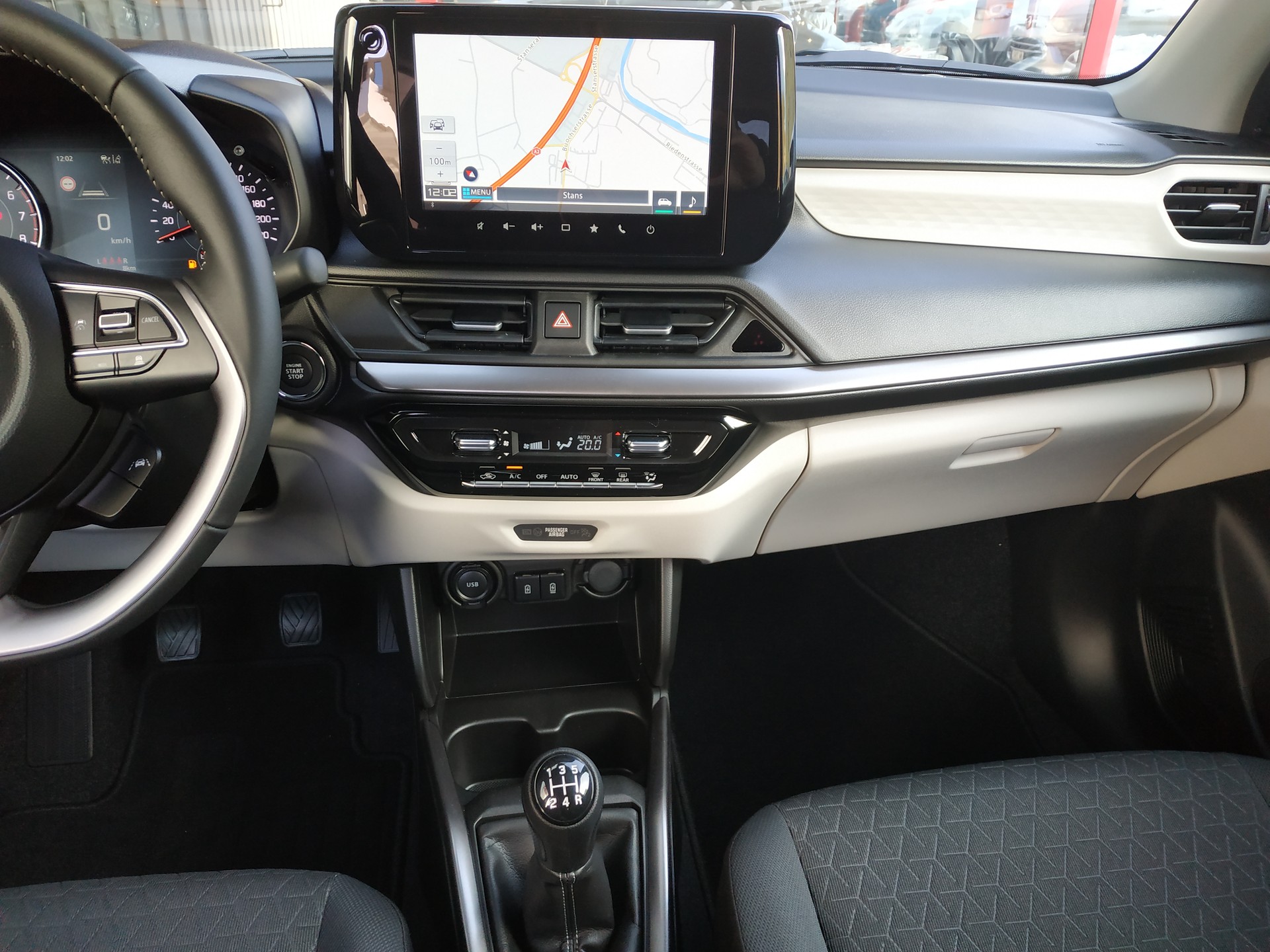 SUZUKI Swift 1.2 Compact Top Hybrid 4x4-image-11