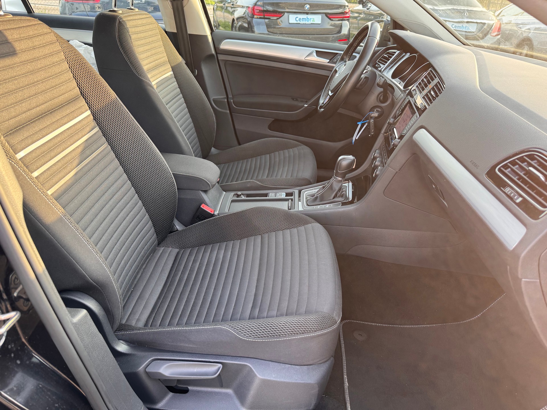 VW Golf 1.4 TSI Cup DSG-image-14