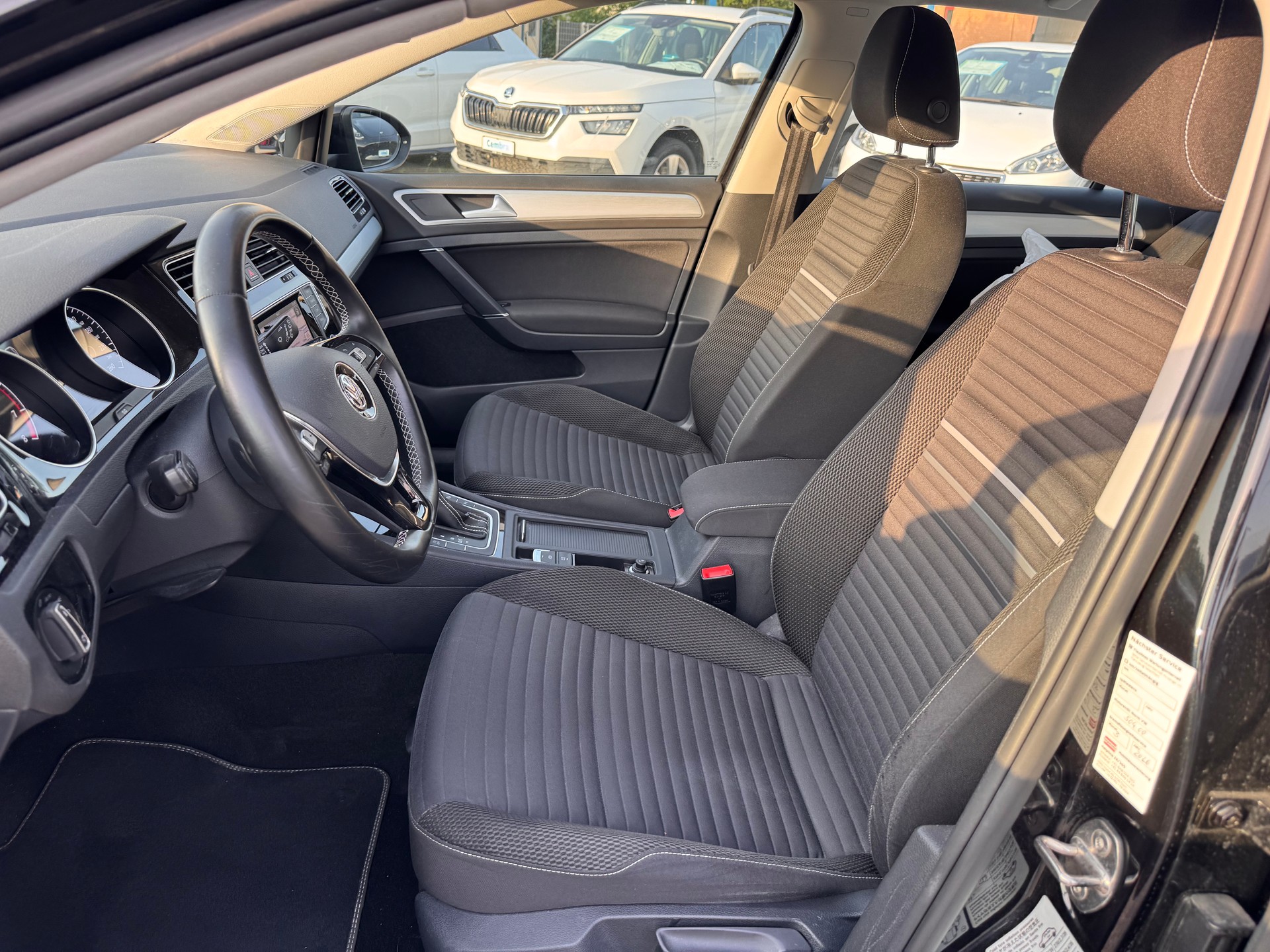 VW Golf 1.4 TSI Cup DSG-image-11