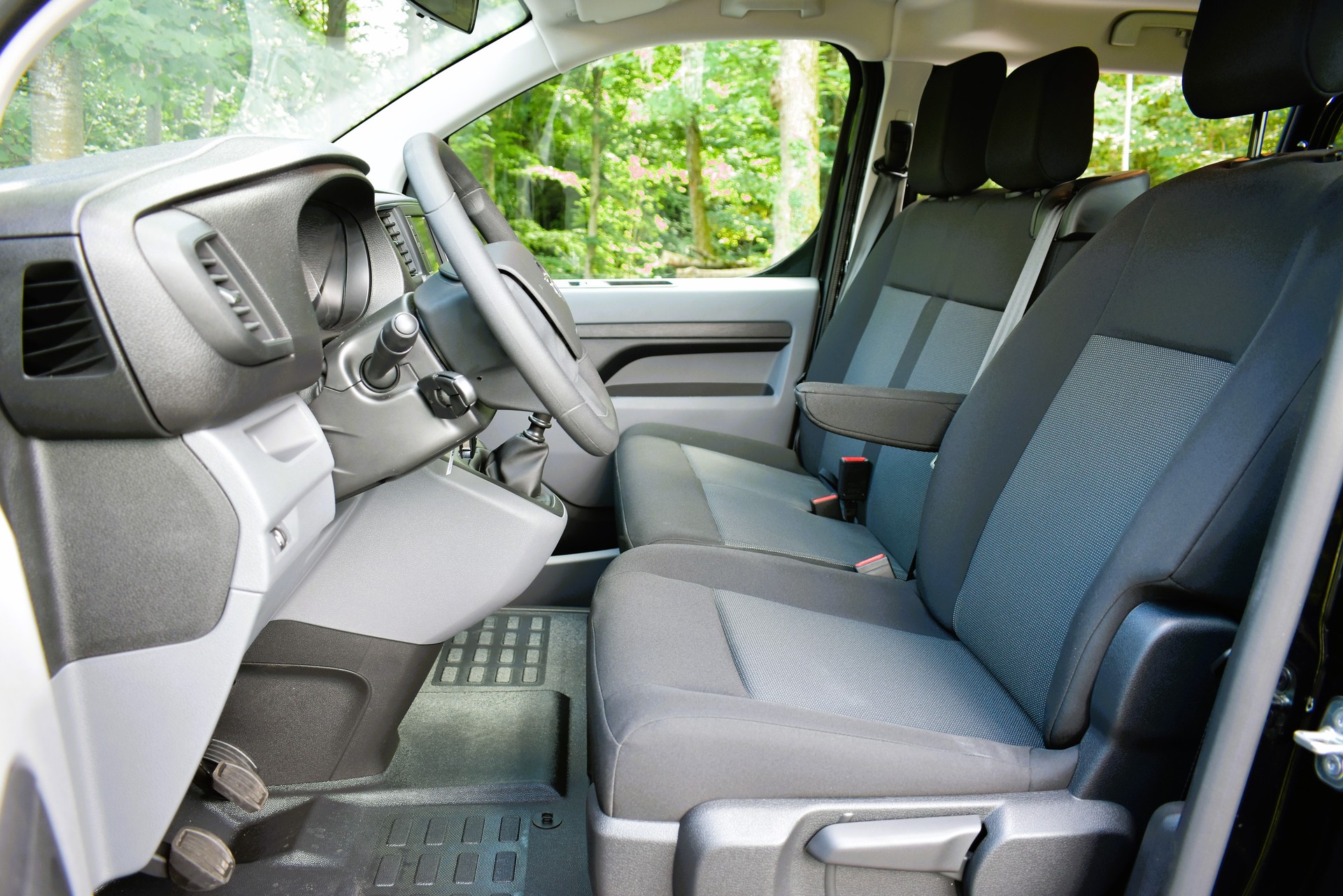 OPEL Vivaro Combi 1.5 CDTI Essentia s/s M-image-7