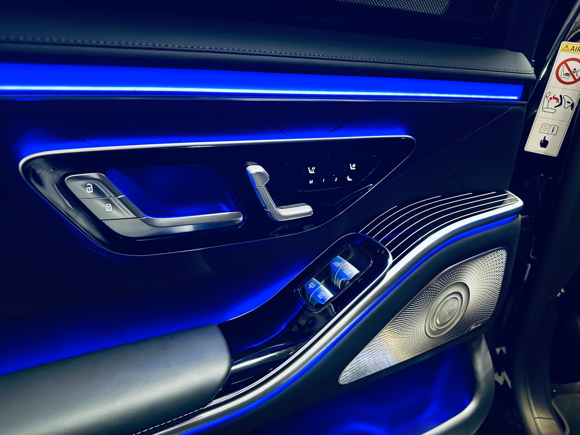MERCEDES-BENZ S 500 L 4Matic AMG Line 9G-Tronic-image-28
