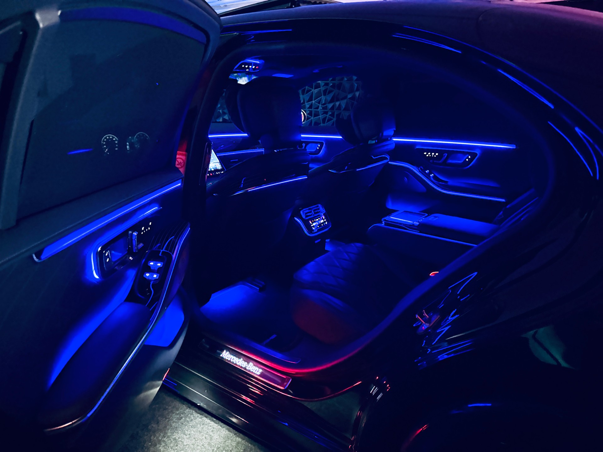 MERCEDES-BENZ S 500 L 4Matic AMG Line 9G-Tronic-image-26