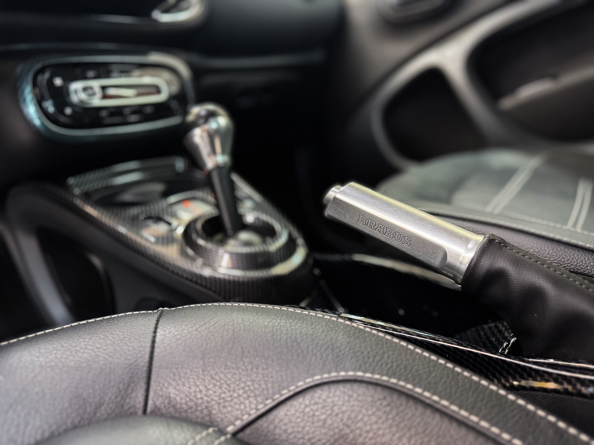 SMART fortwo prime twinmatic-image-9