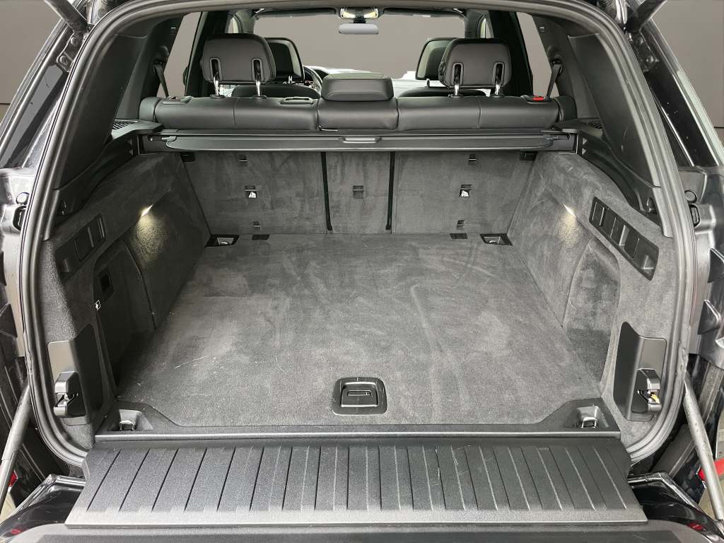 BMW X5 M50d xDrive-image-11