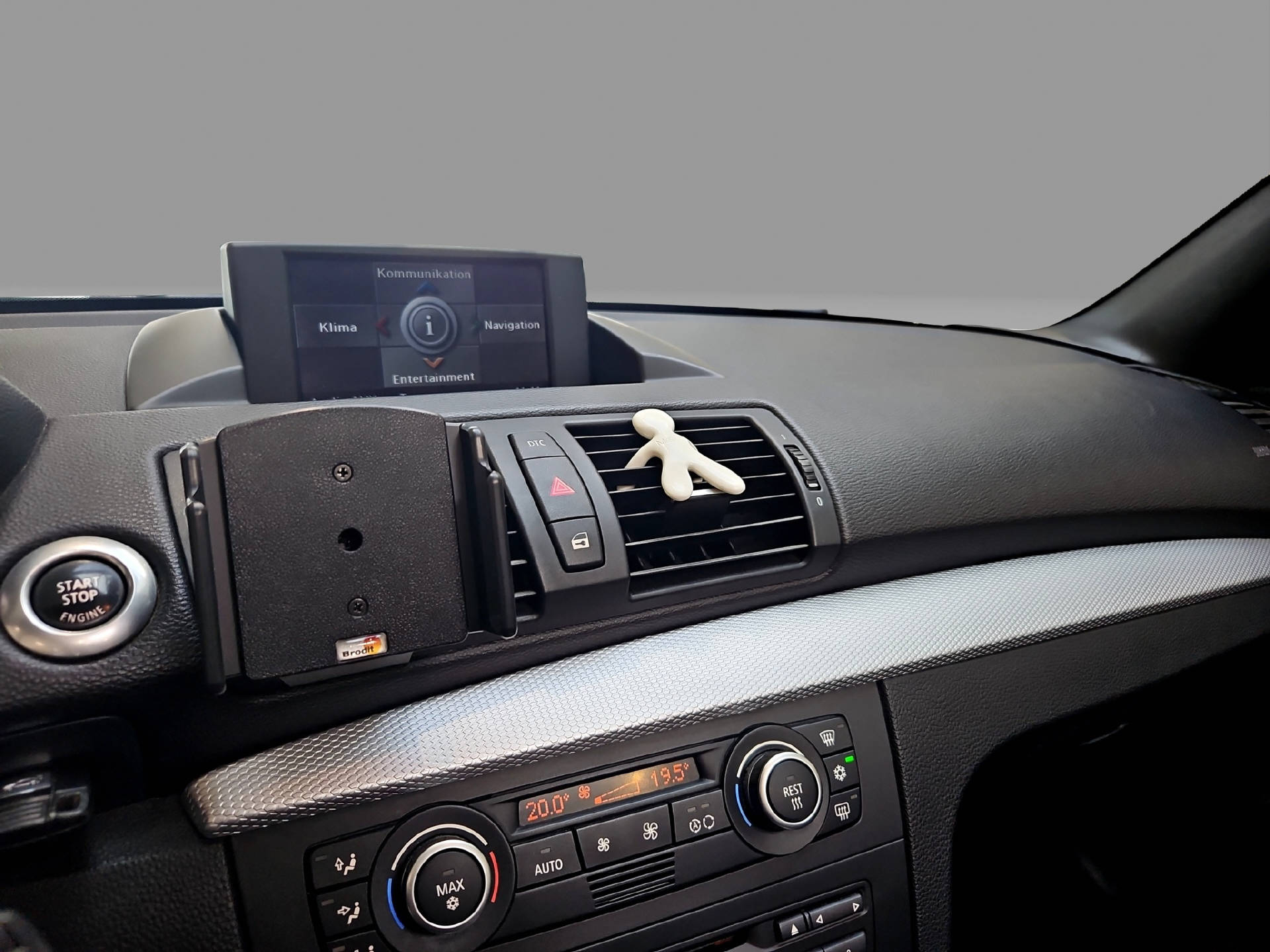 BMW 135i Cabrio DSG-image-10