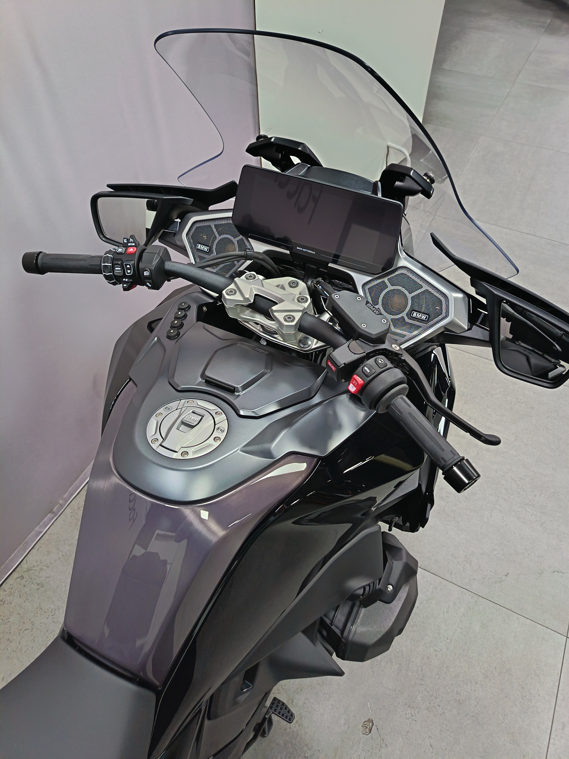 BMW R 1300 RT Triple Black *** Leasing 3.9% ***Boite ASA***-image-4