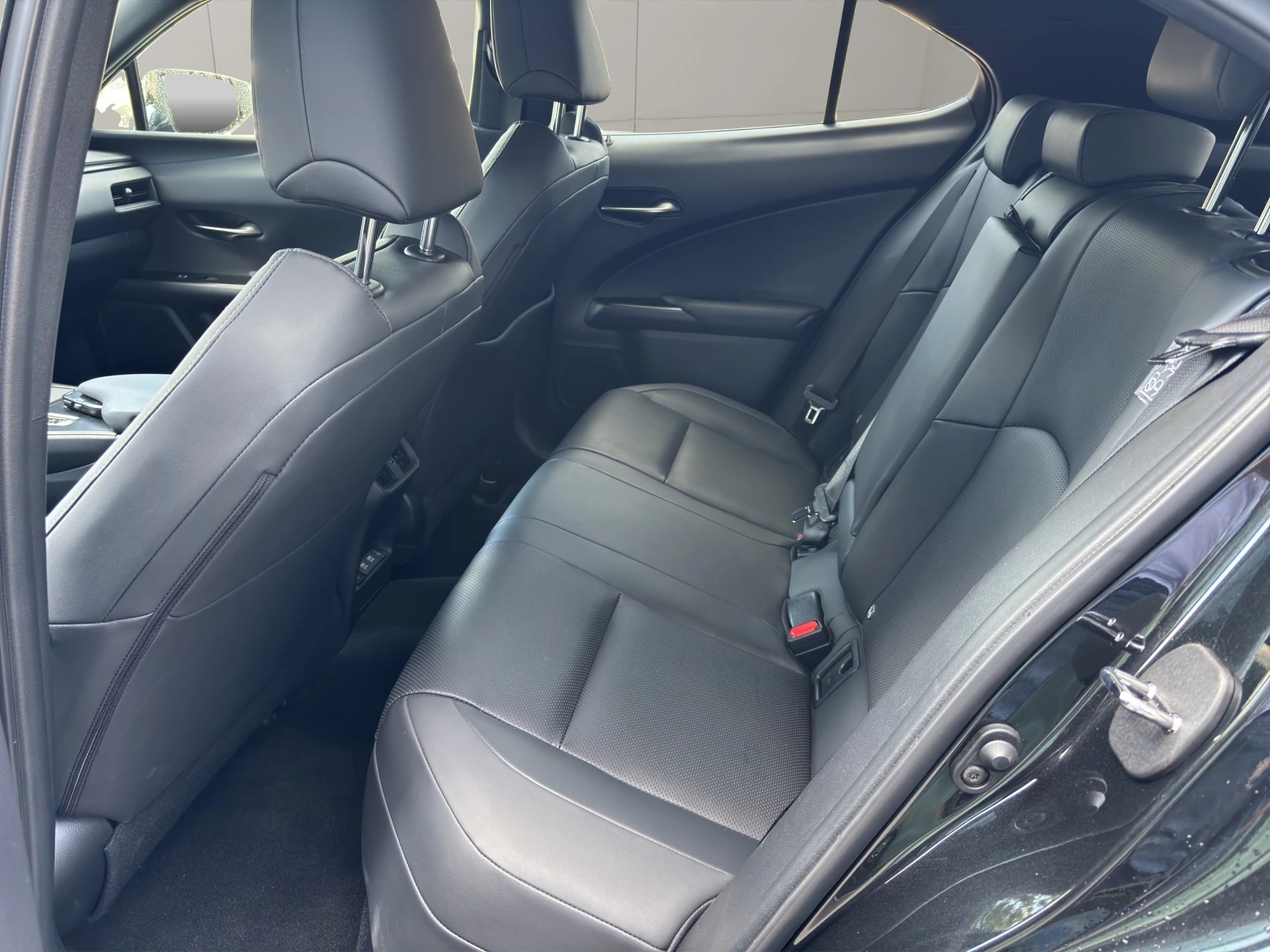 LEXUS UX 300e Excellence Automatic-image-20