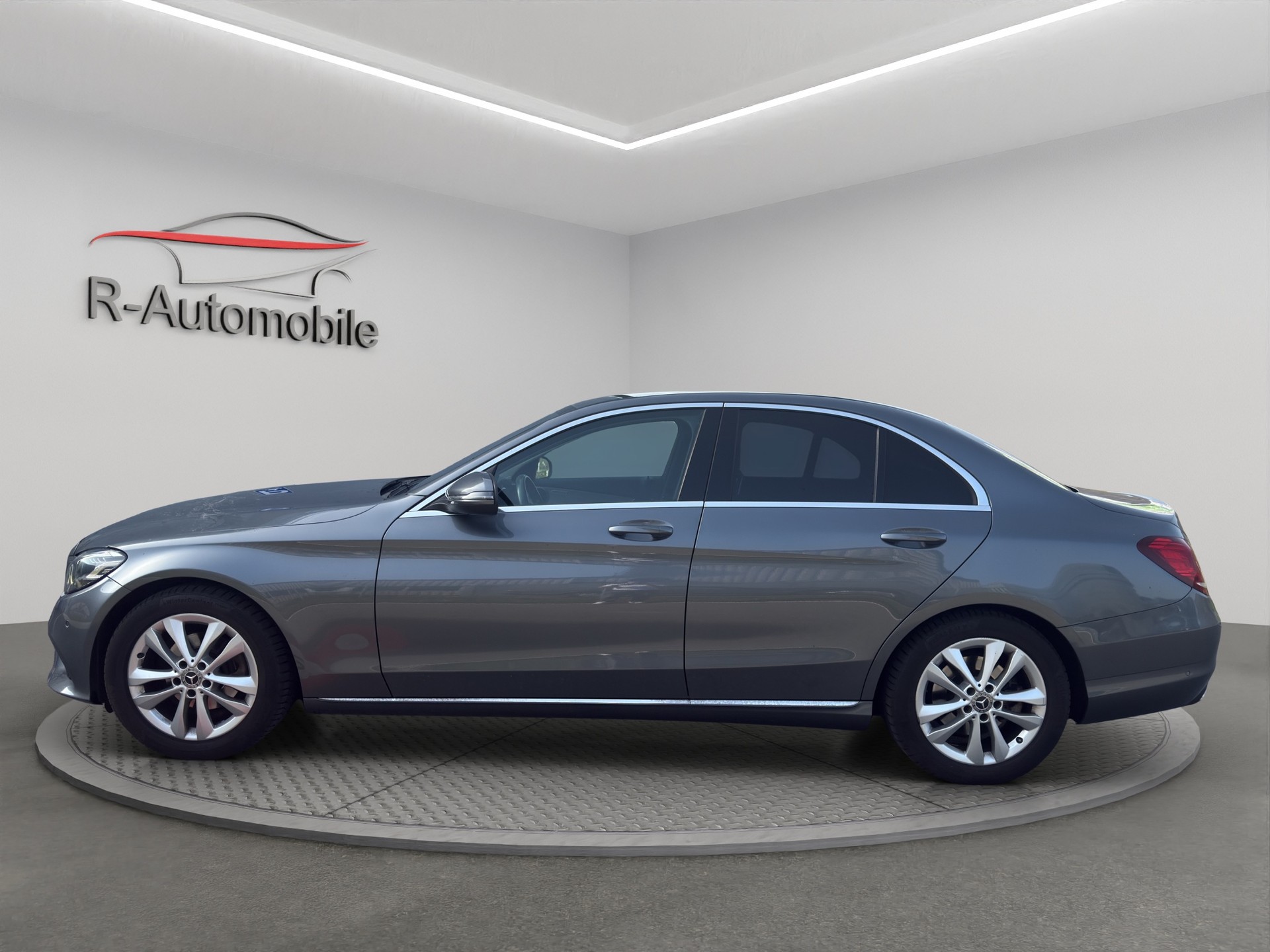 MERCEDES-BENZ C 180 Avantgarde 9G-Tronic-image-1