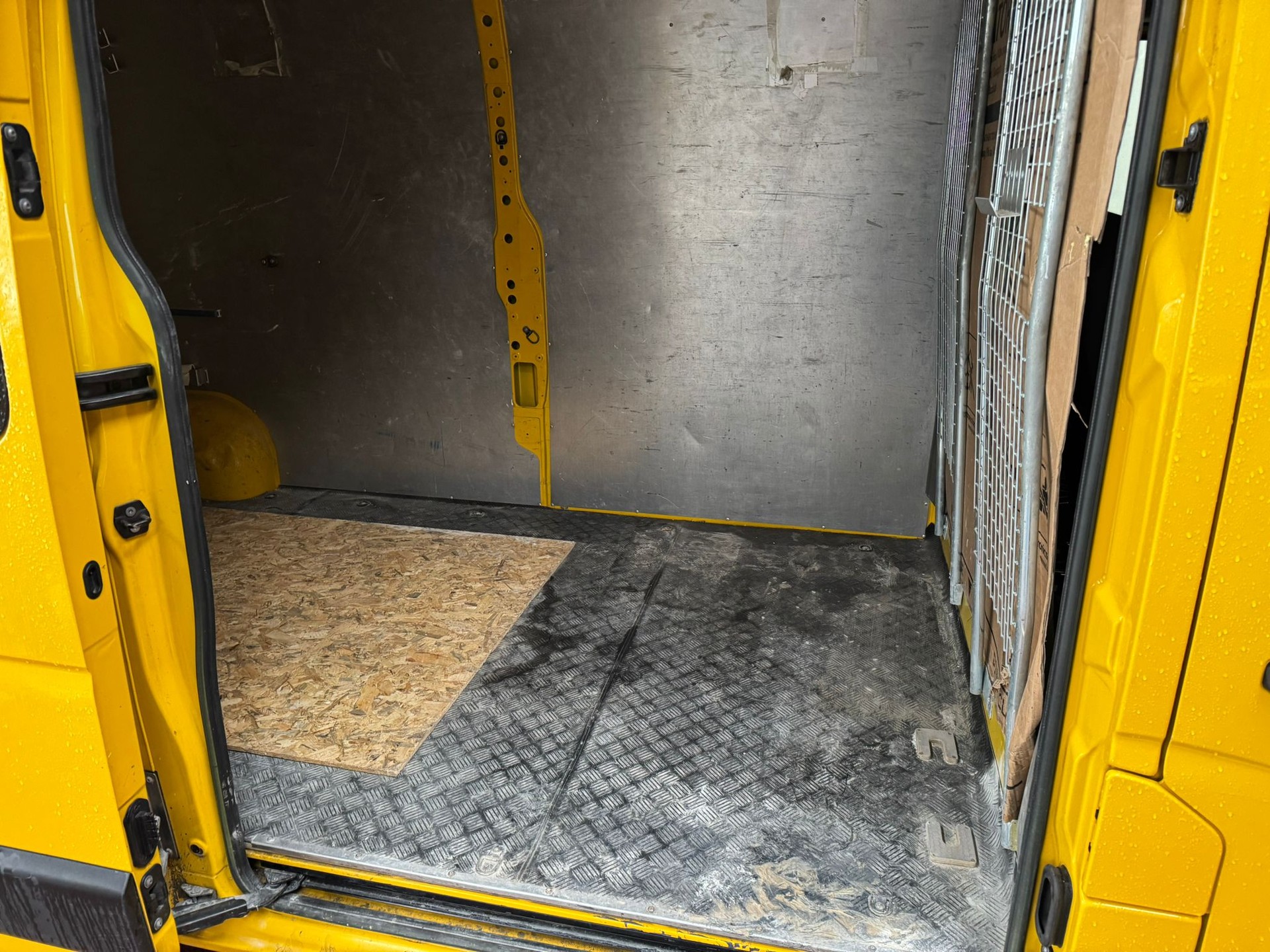 RENAULT Master T35 2.3dCi 130 L3H3-image-9