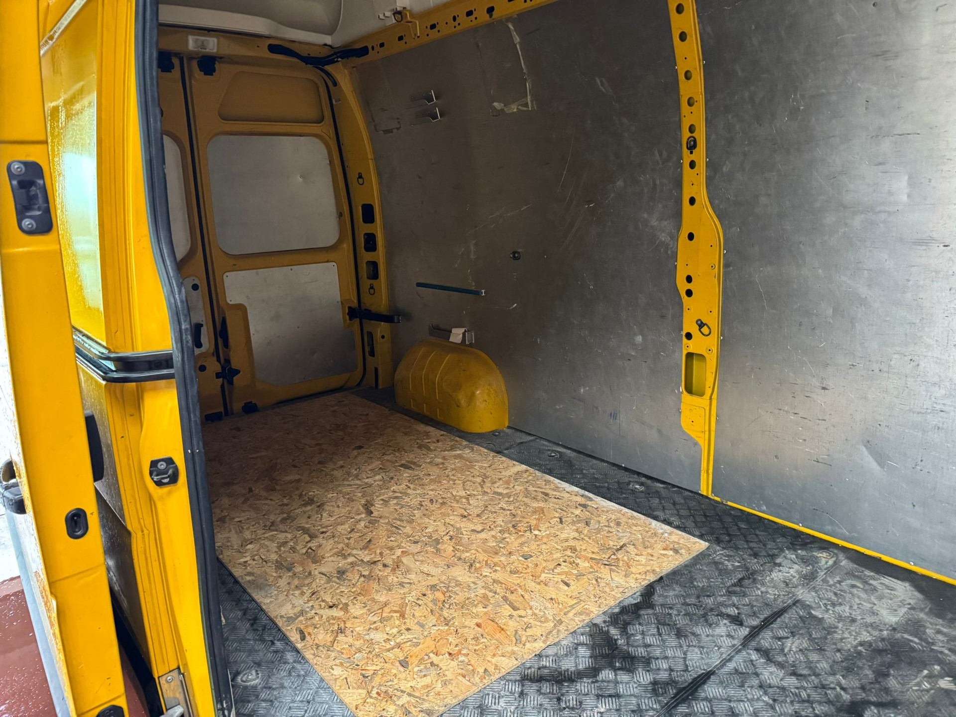 RENAULT Master T35 2.3dCi 130 L3H3-image-7