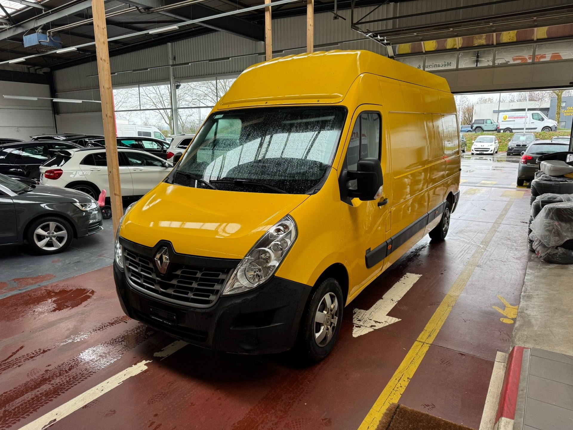 RENAULT Master T35 2.3dCi 130 L3H3-image-6