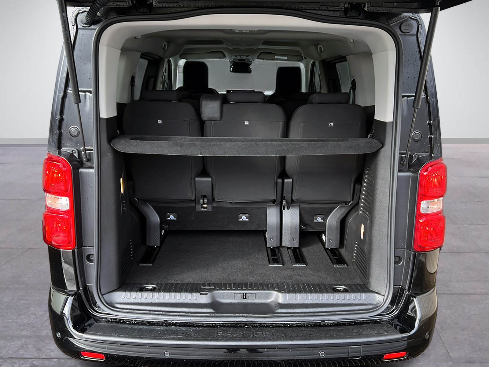 TOYOTA PROACE Verso L1 2.0 D Trend-image-5