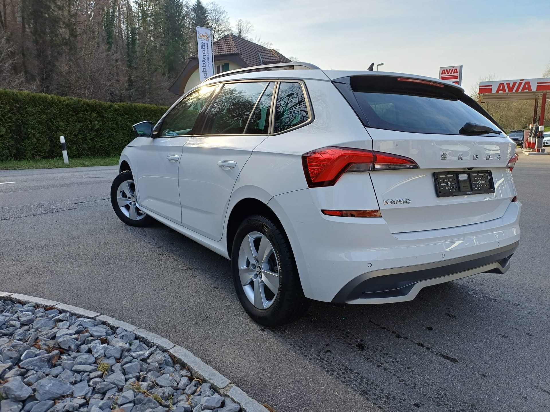 SKODA Kamiq 1.0 TSI Drive 125-showroom-element-2