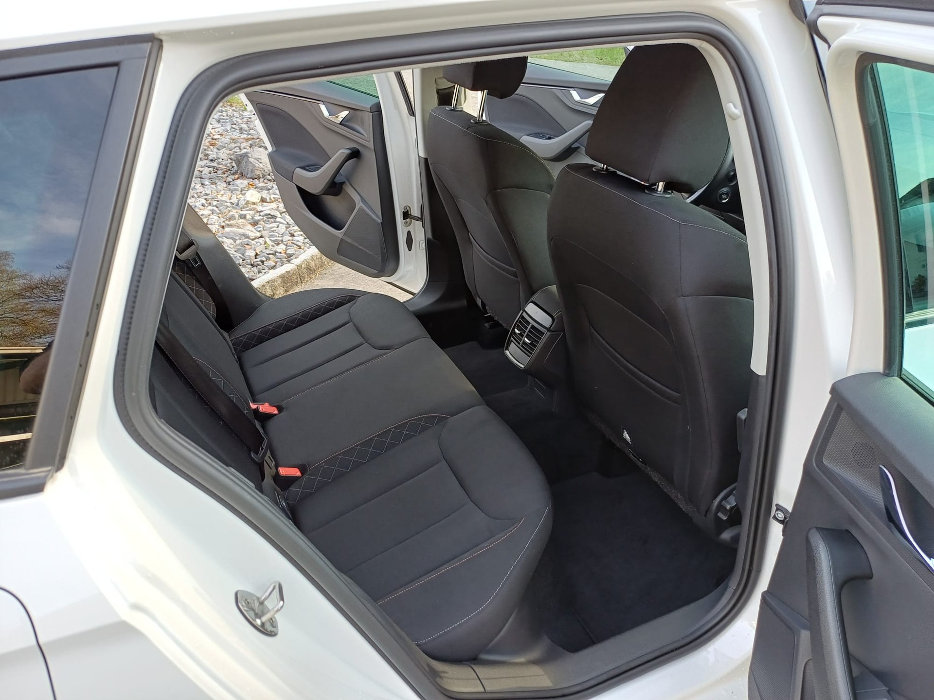 SKODA Kamiq 1.0 TSI Drive 125-image-4