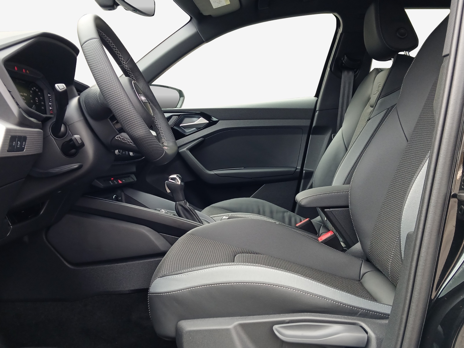 AUDI A1 Sportback 30 TFSI Attraction S-tronic-image-7