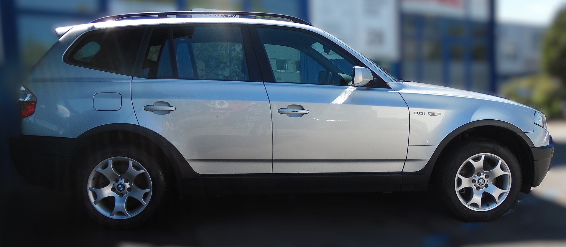 BMW X3 3.0i-image-1