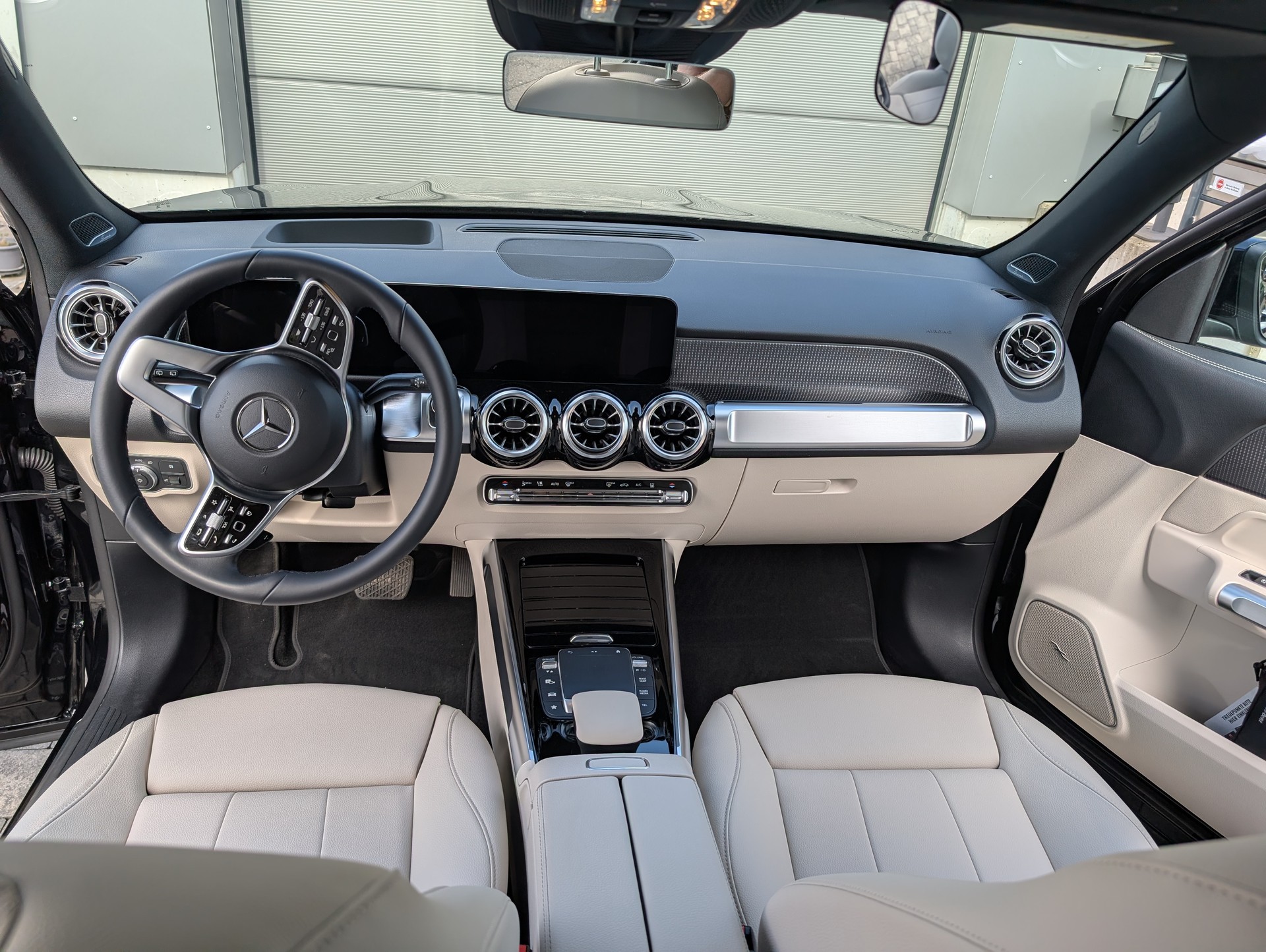 MERCEDES-BENZ EQB 350 4Matic-image-8