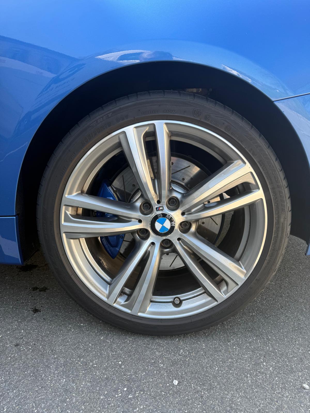 BMW 420d Coupé xDrive M Sport Steptronic-image-2