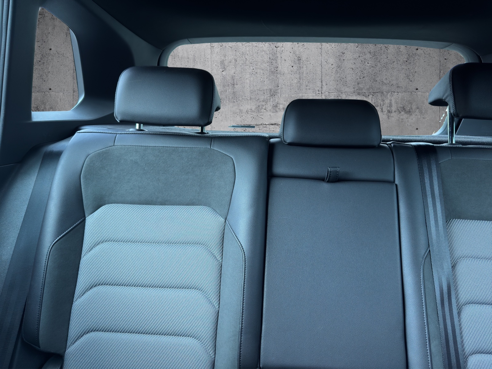 VW Tiguan 2.0TSI Highline 4Motion DSG-image-12