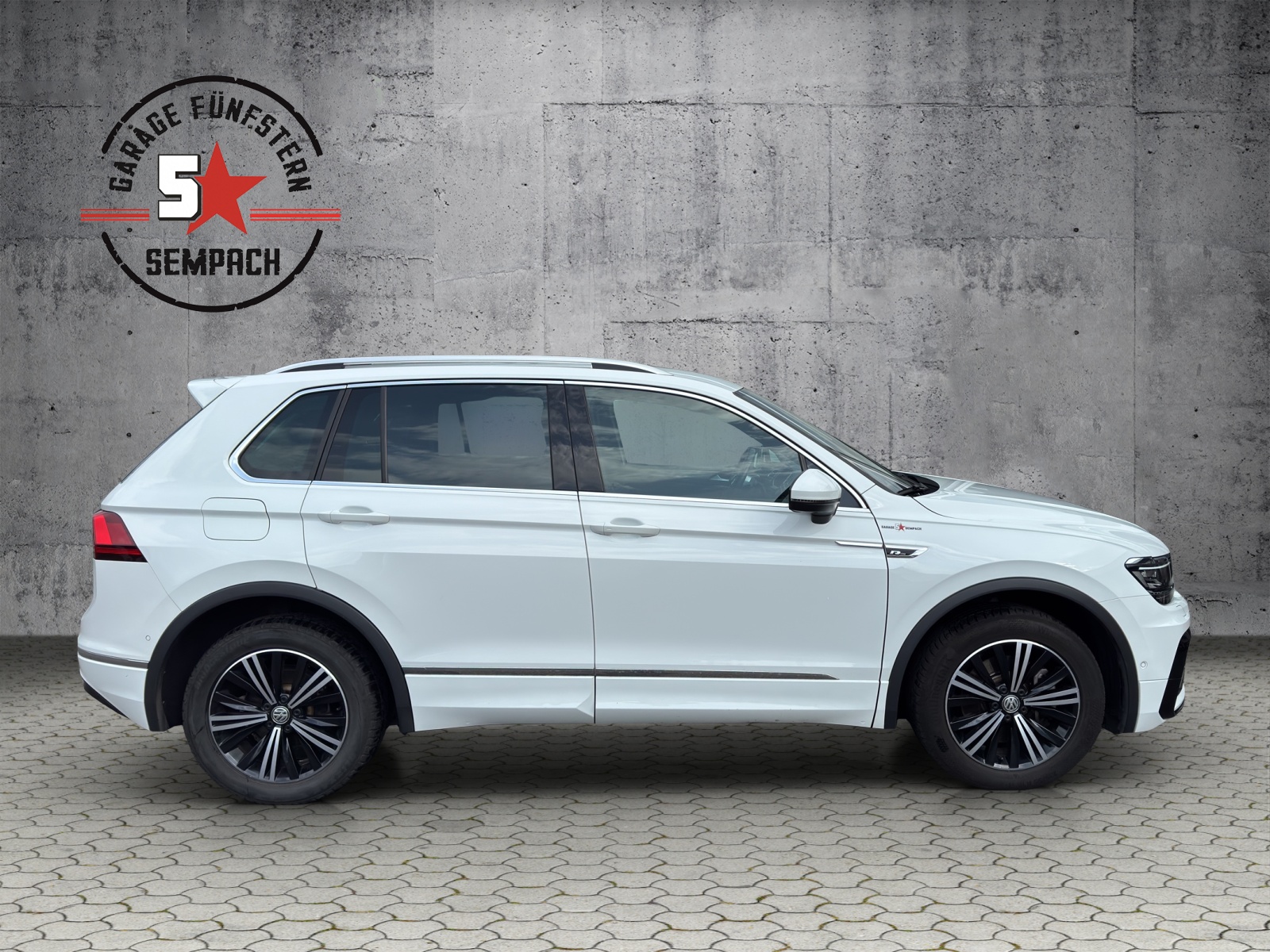 VW Tiguan 2.0TSI Highline 4Motion DSG-image-5