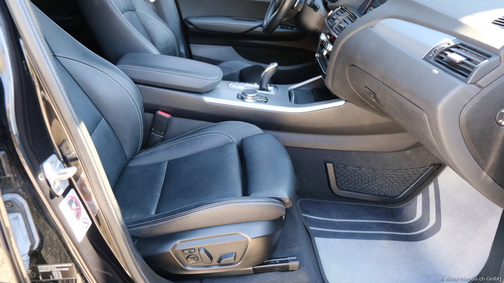 BMW X4 M 40i Steptronic-image-10