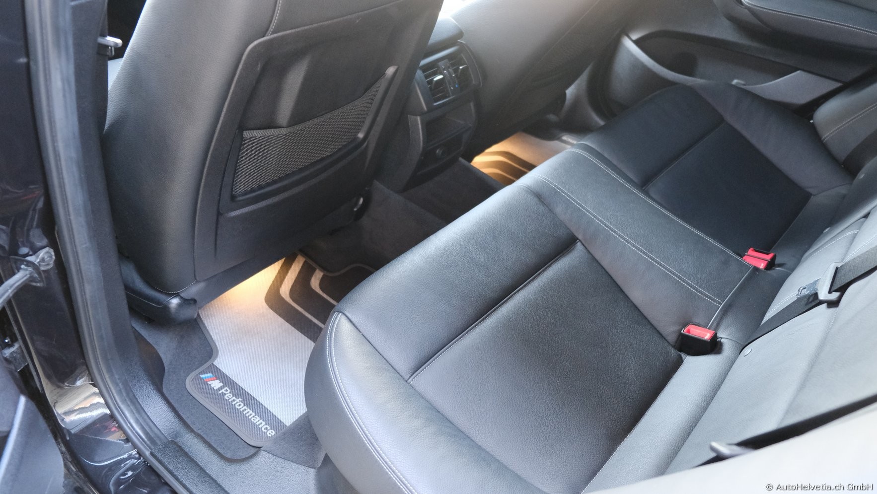 BMW X4 M 40i Steptronic-image-14
