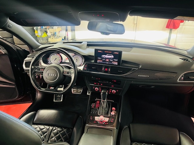 AUDI S6 Avant 4.0 TFSI V8 quattro S-tronic-image-9