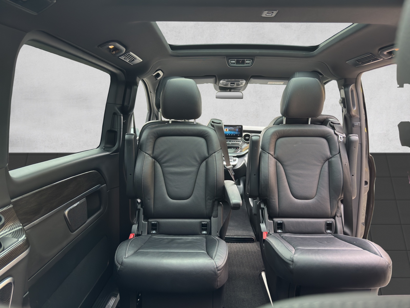 MERCEDES-BENZ EQV 300 Avantgarde lang-image-14