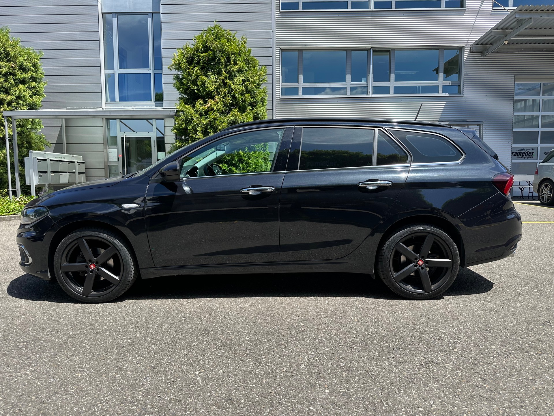 FIAT Tipo 1.4TJet Station Wagon Lounge-showroom-element-3
