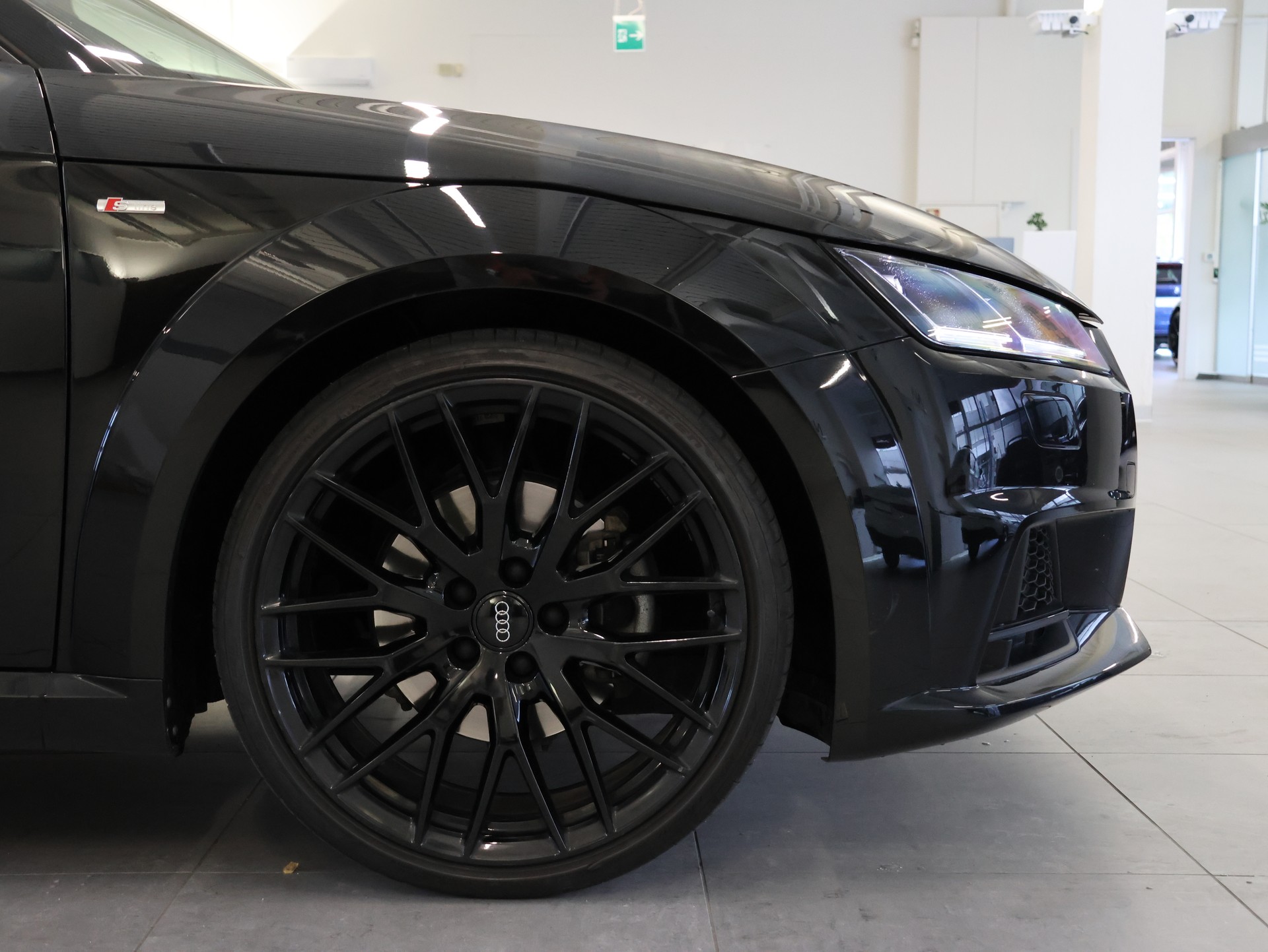 AUDI TT Coupé 2.0 TFSI quattro S-tronic *ALL BLACK*B&O*-image-7