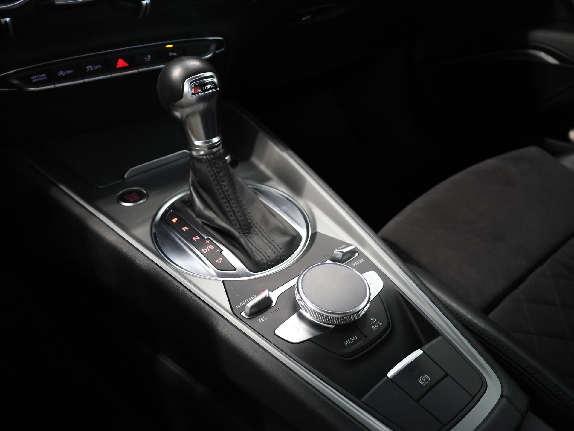 AUDI TT Coupé 2.0 TFSI quattro S-tronic *ALL BLACK*B&O*-image-25