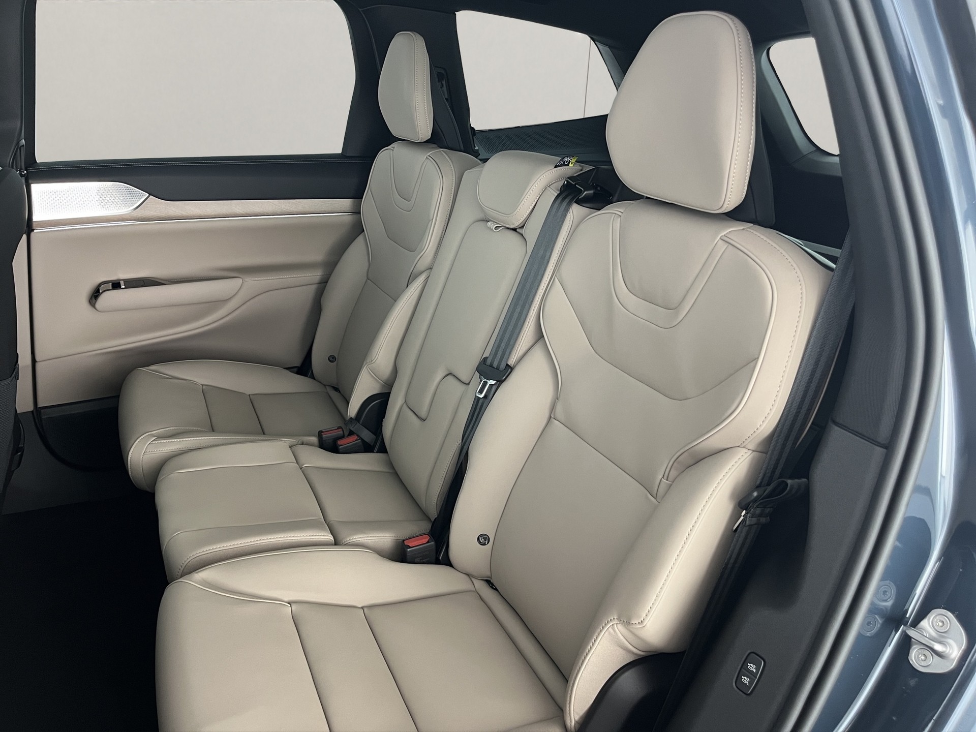 VOLVO EX90 Twin Performance Ultra AWD-image-16