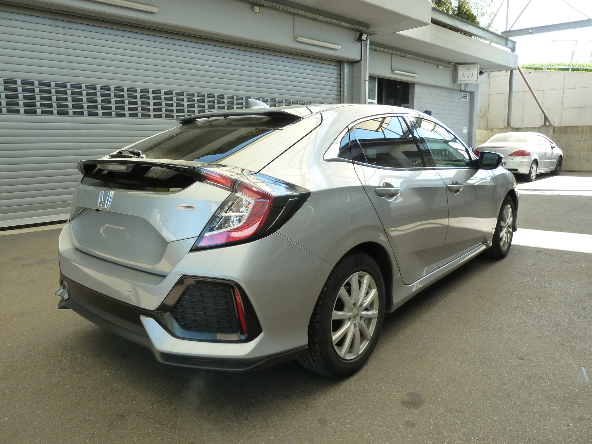 HONDA Civic 1.0 VTEC Elegance CVT-image-5
