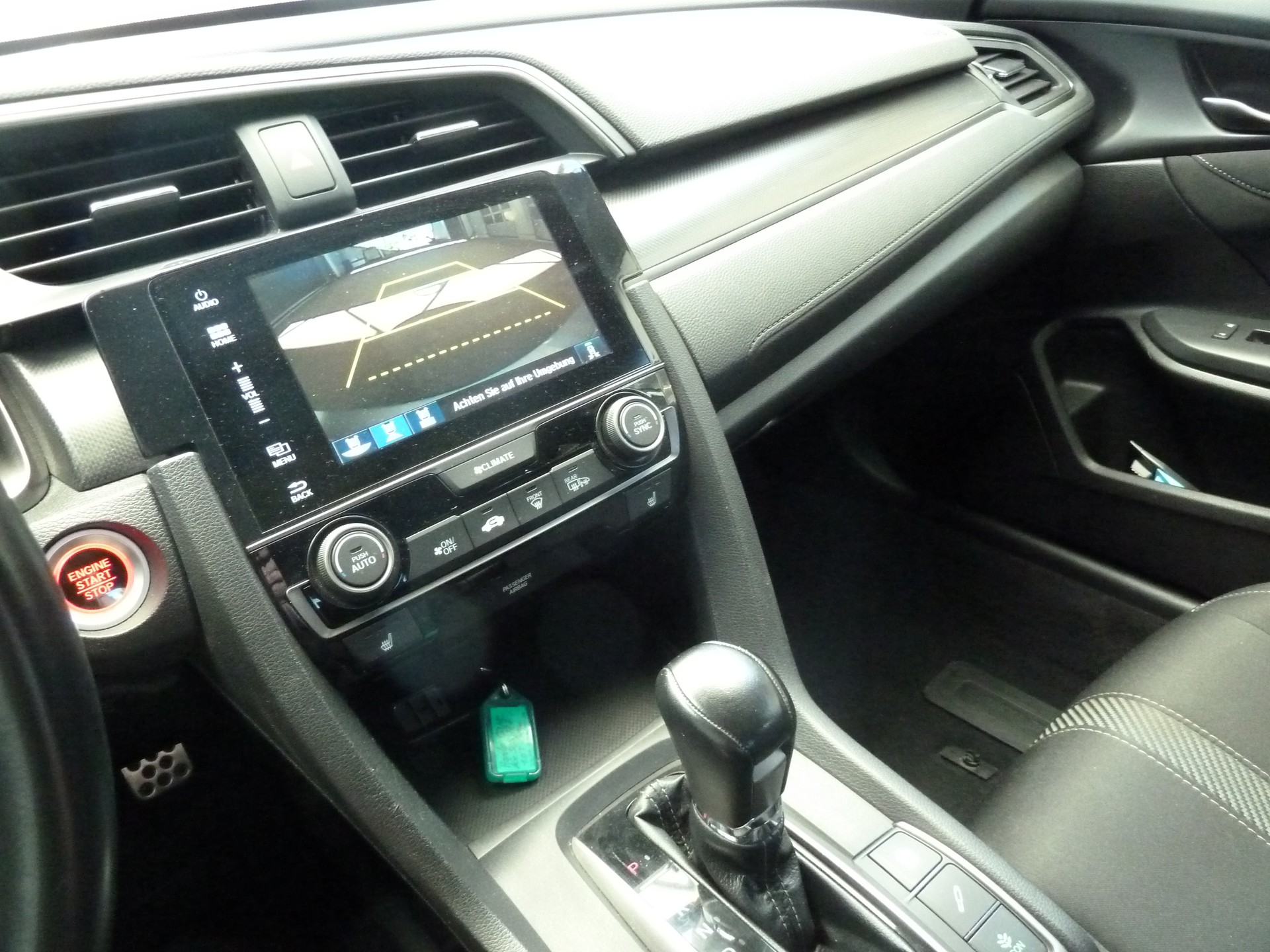 HONDA Civic 1.0 VTEC Elegance CVT-image-11