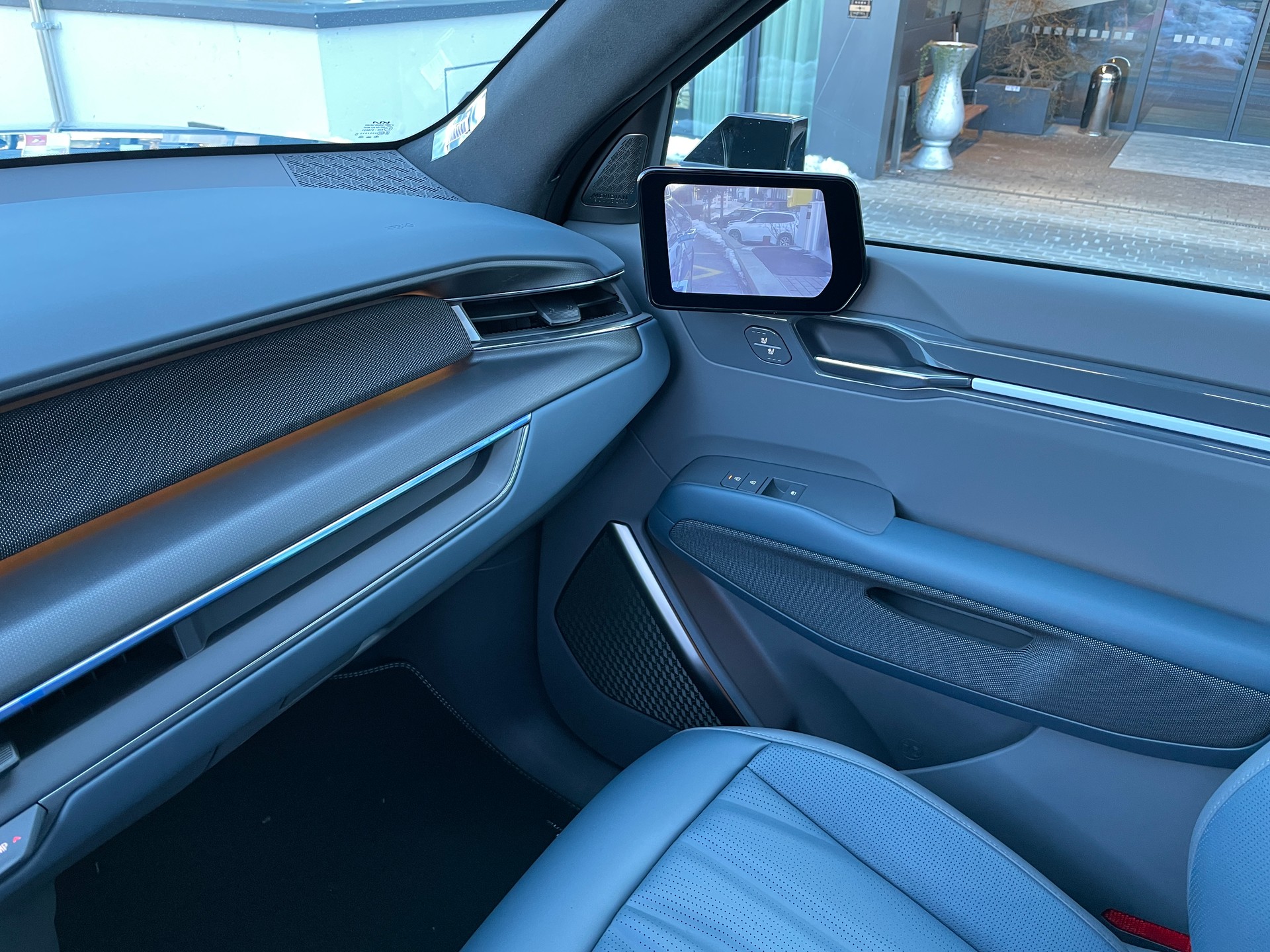 KIA EV9 99,8 kWh GT-Line 4x4 mit Panoramadach, 7-Sitzer, Digitale Spiegel-image-30