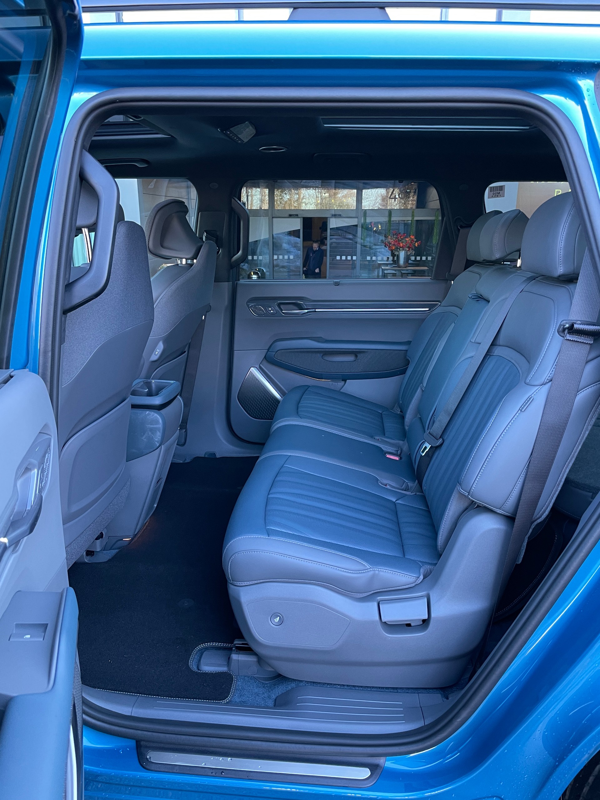 KIA EV9 99,8 kWh GT-Line 4x4 mit Panoramadach, 7-Sitzer, Digitale Spiegel-image-21