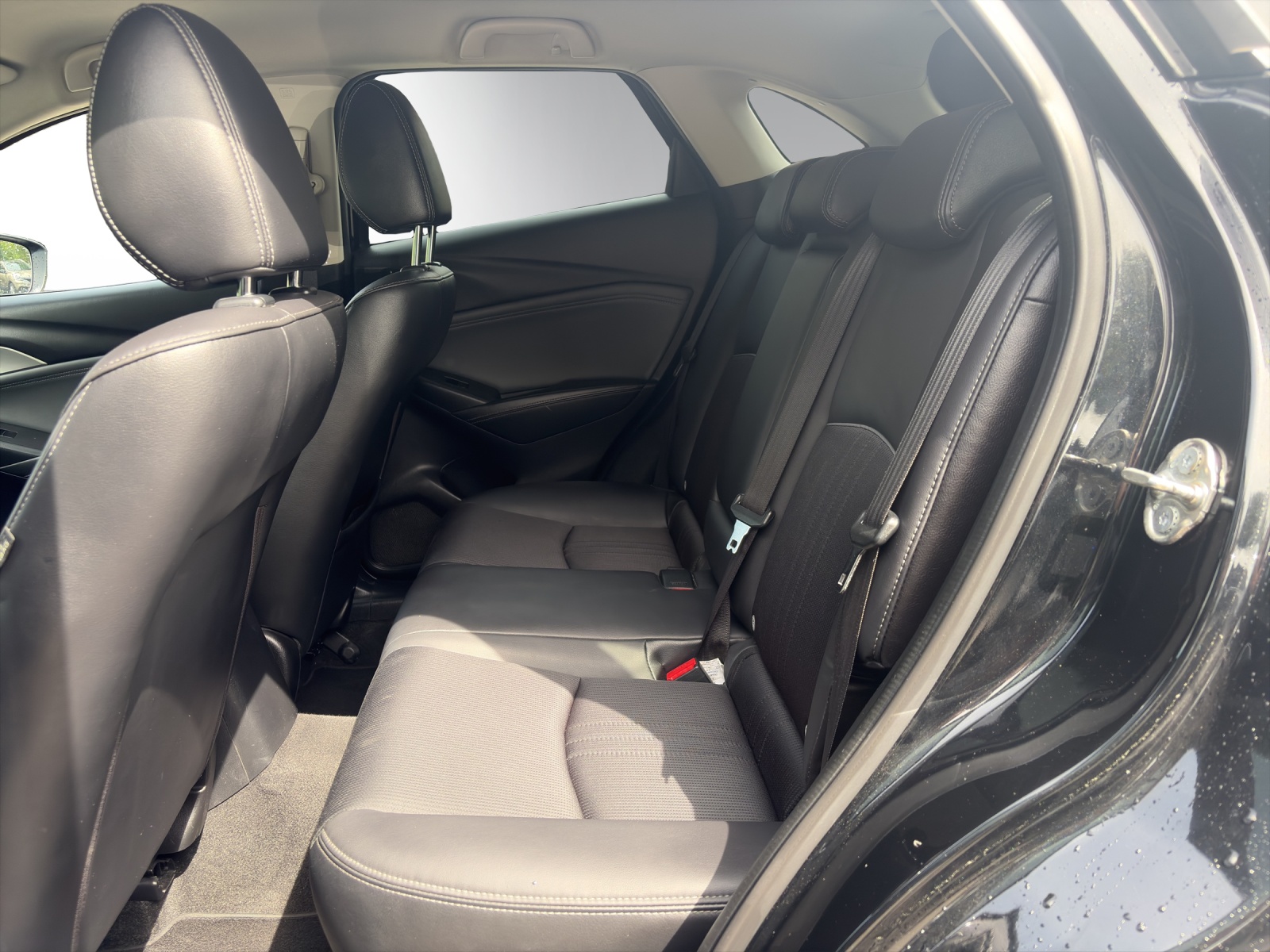 MAZDA CX-3 G 150 Revolution 4WD-image-8