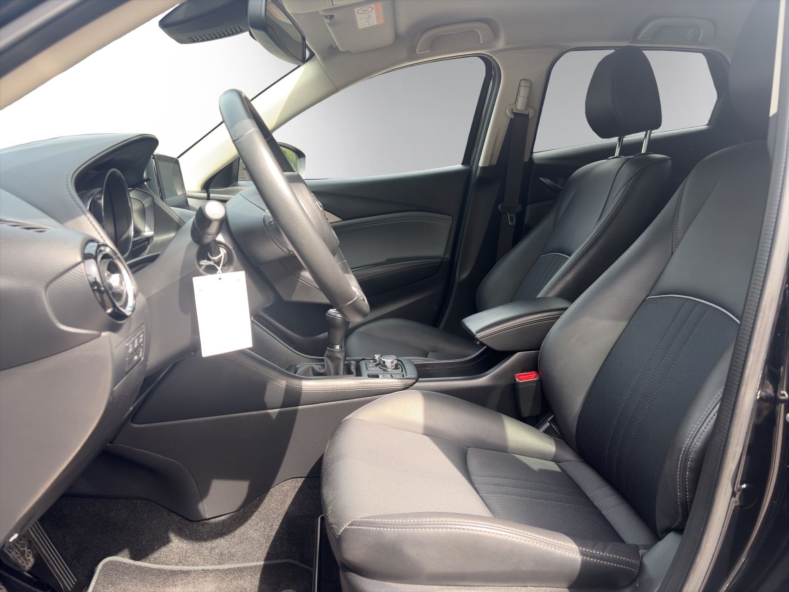 MAZDA CX-3 G 150 Revolution 4WD-image-7