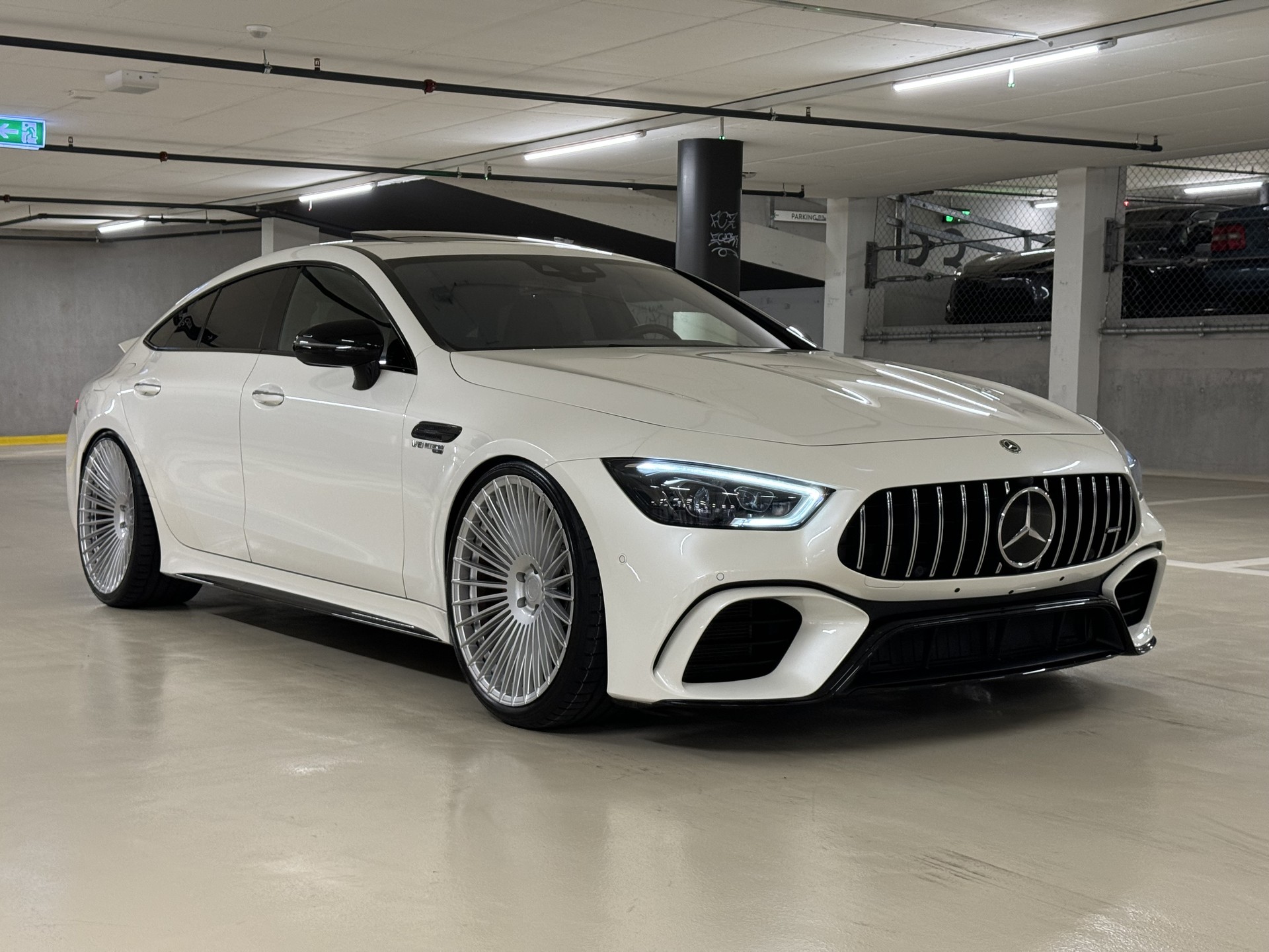 MERCEDES-BENZ AMG GT 4 63 4Matic+ Speedshift MCT-image-6