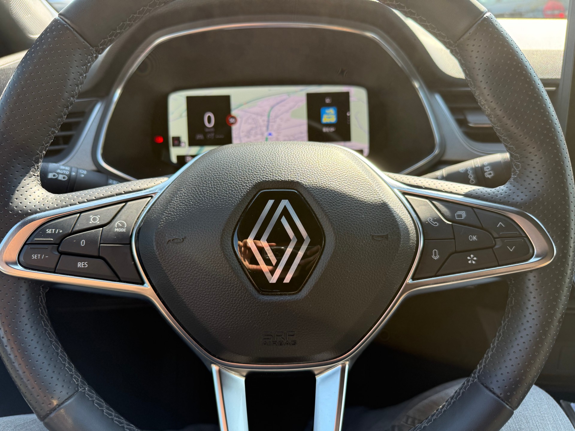 RENAULT Captur 1.3 TCe Techno-image-10