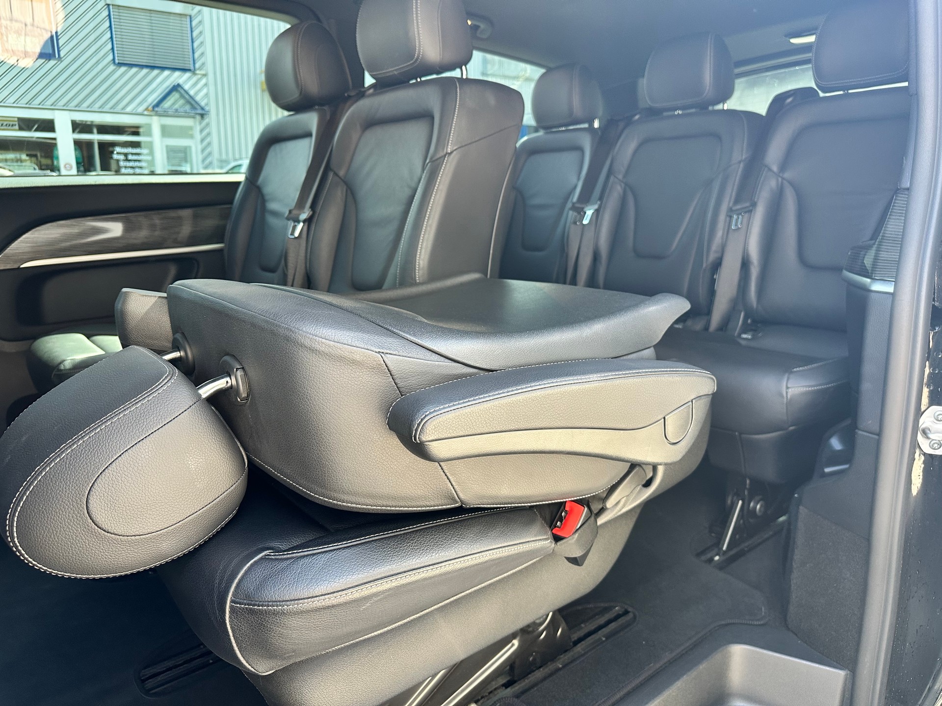 MERCEDES-BENZ V 250 d Avantgarde Extra Lang 4matic-image-11