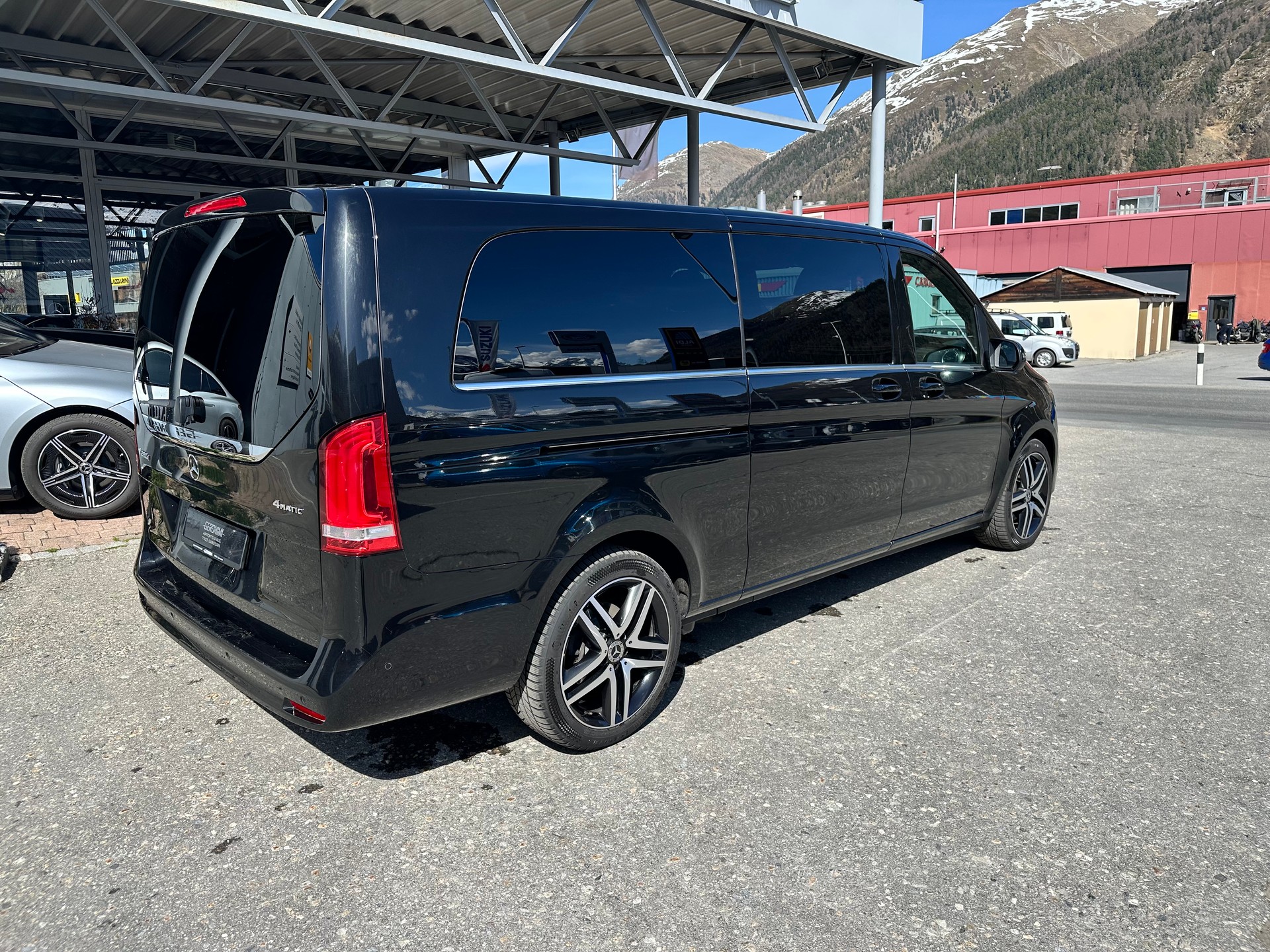 MERCEDES-BENZ V 250 d Avantgarde Extra Lang 4matic-image-8