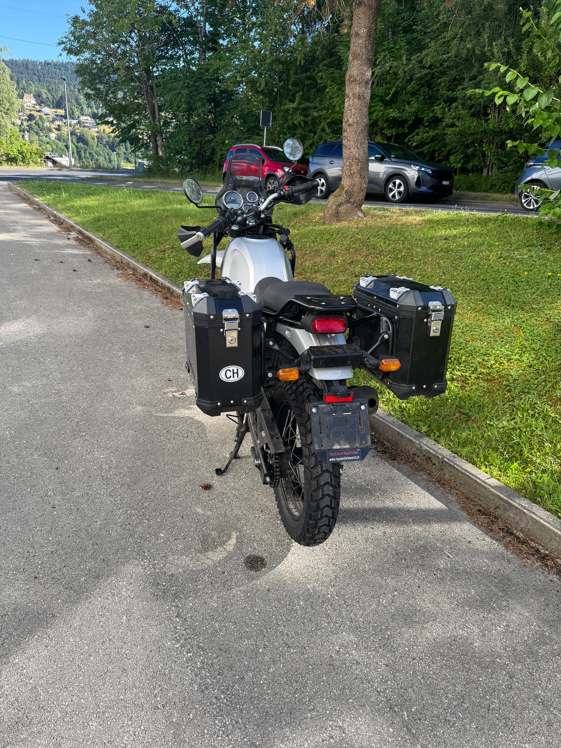 ROYAL ENFIELD Himalayan-image-2