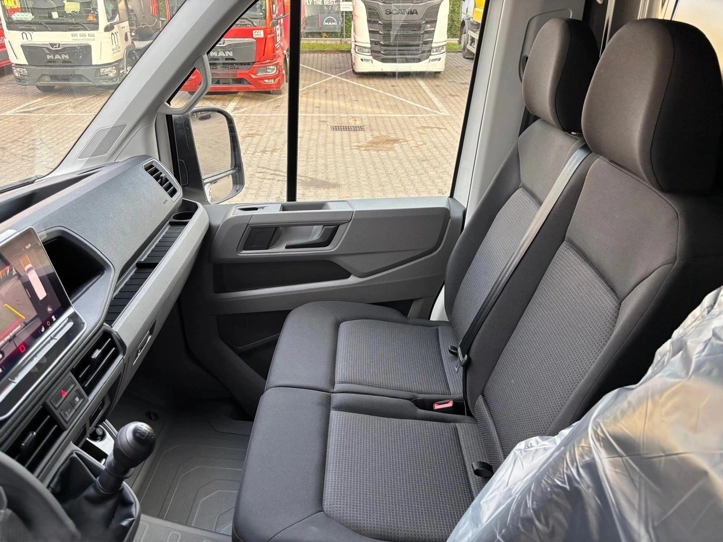 MAN TGE 3.5 Lang Kasten-image-9