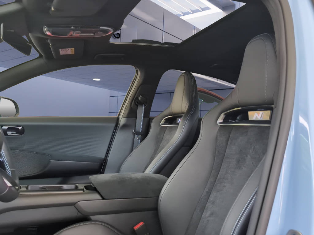 HYUNDAI IONIQ 6 N Electric 84 KWH 4WD-image-16