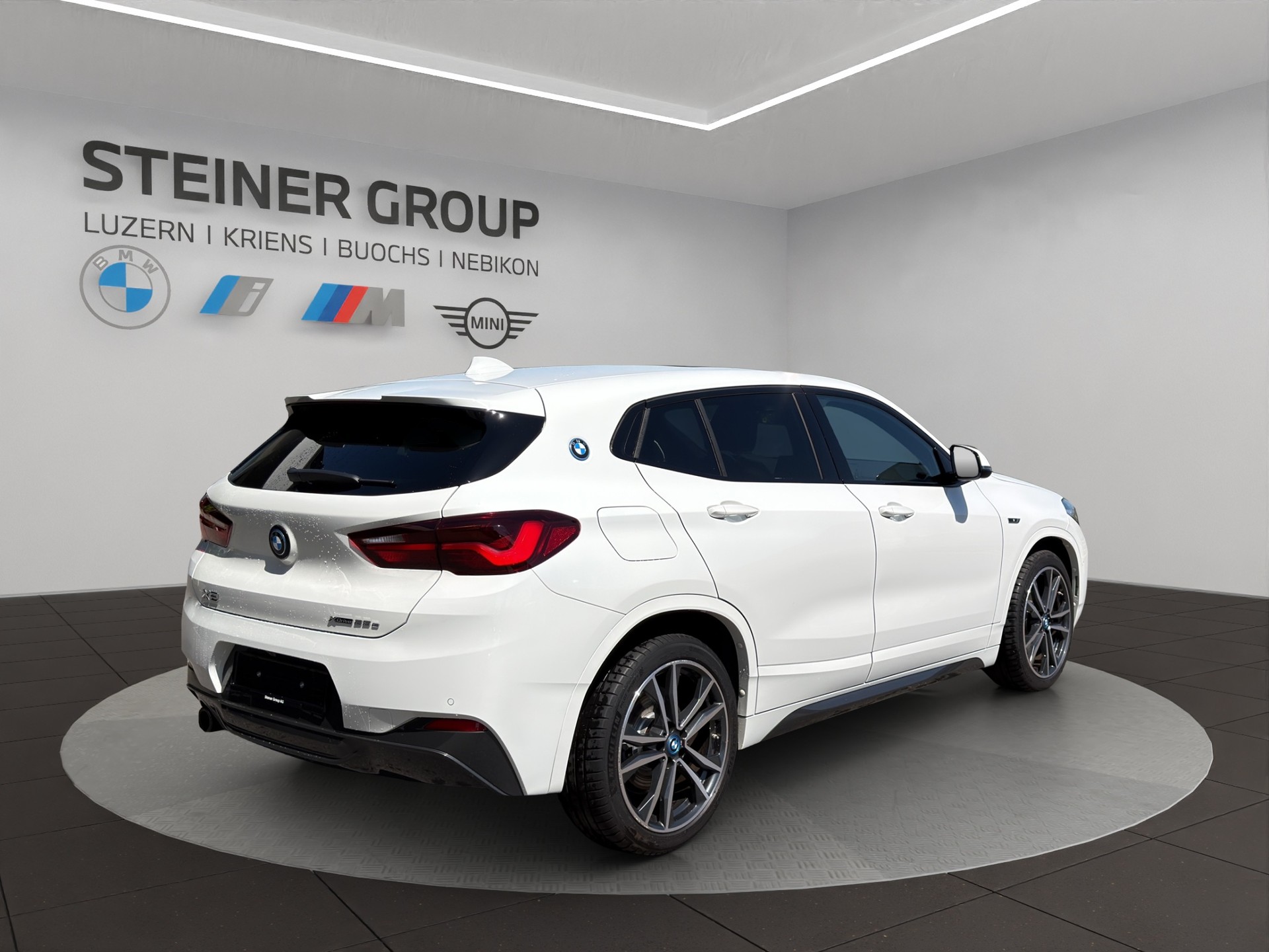 BMW X2 xDrive 25e M Sport Steptronic-image-5