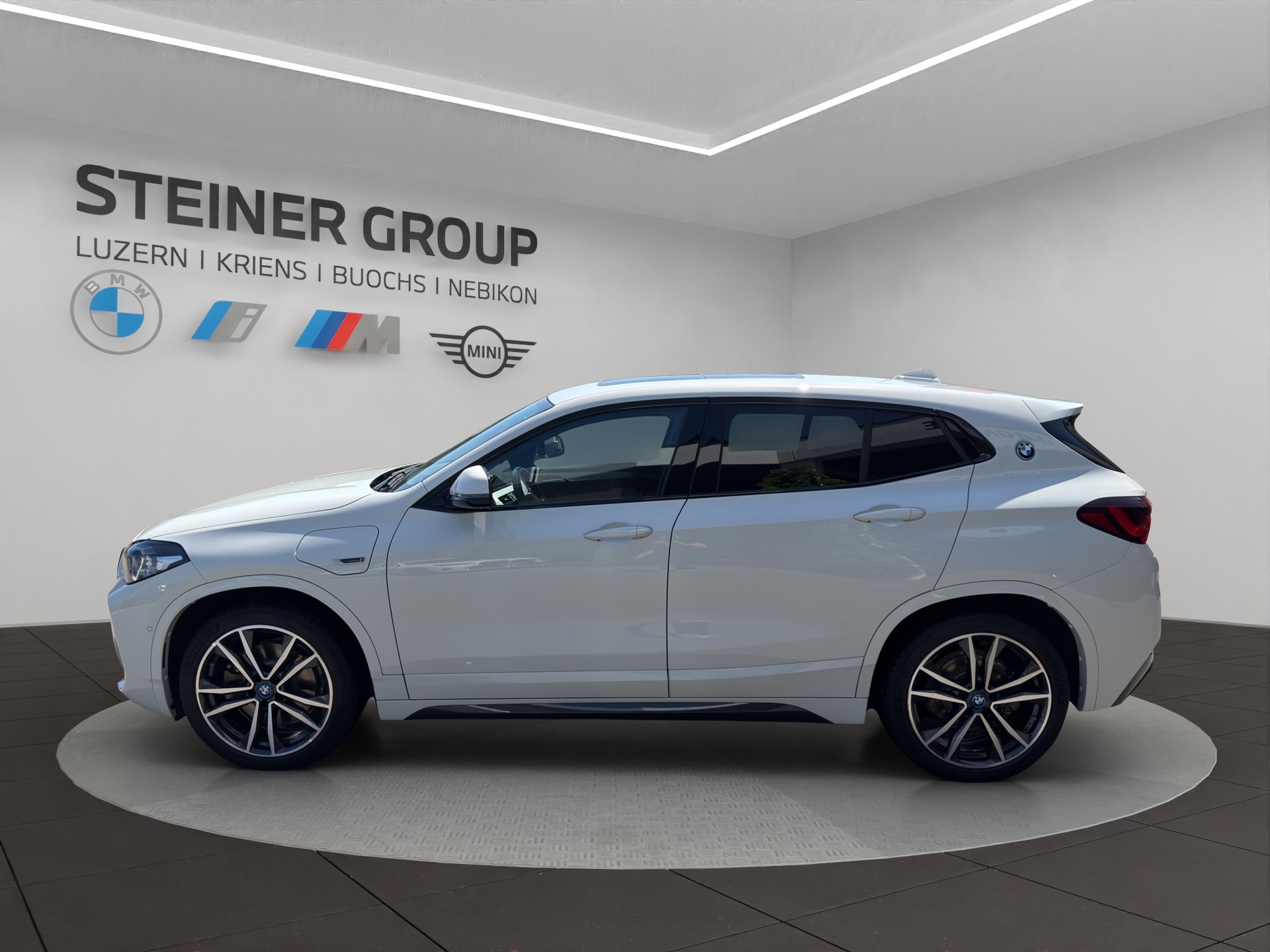 BMW X2 xDrive 25e M Sport Steptronic-image-8