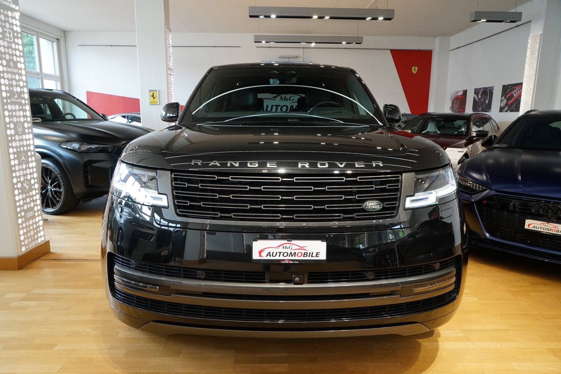 LAND ROVER Range Rover LWB P460e Si6 PHEV Autobiography Automatic-showroom-element-1