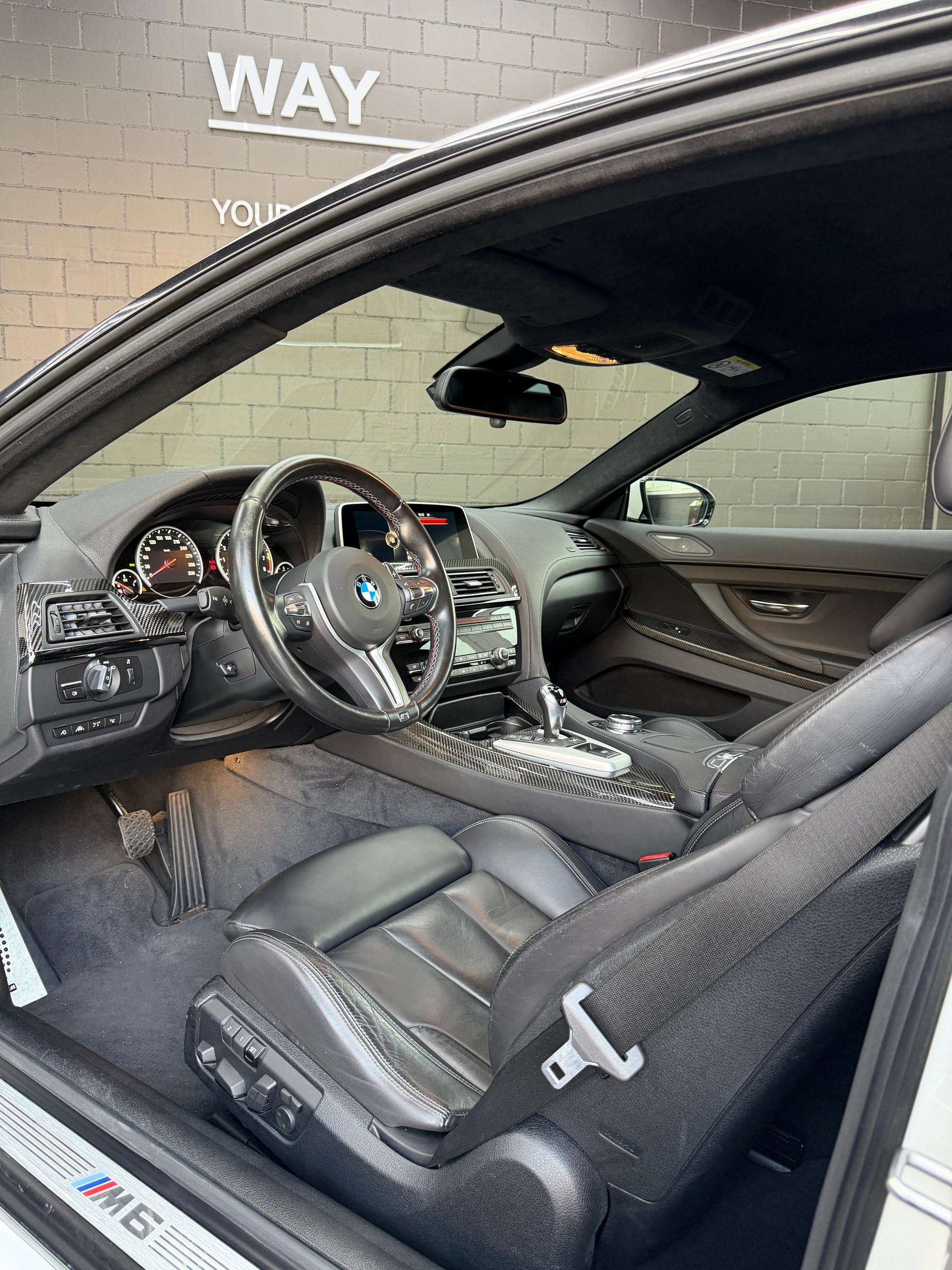 BMW M6 Coupé Competition Drivelogic-image-9