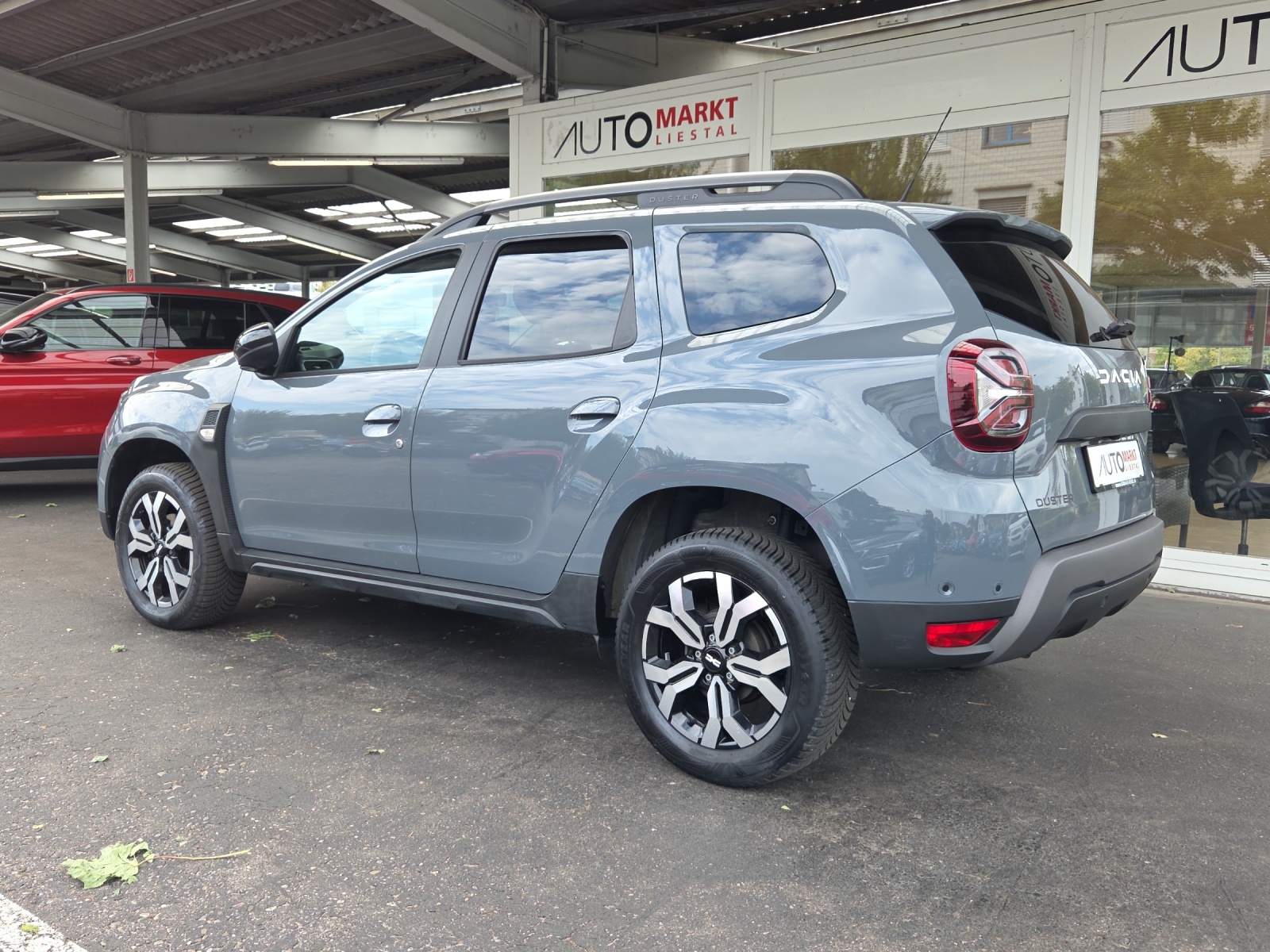 DACIA Duster TCe 150 Journey 4x4-showroom-element-2
